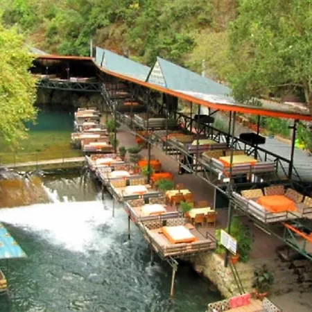 Deniz Apart 2* אלאניה