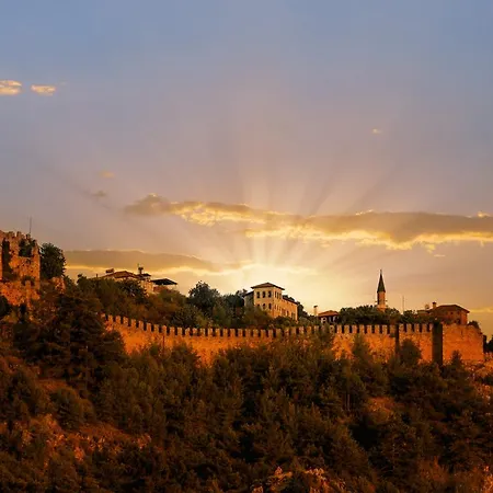 Deniz Apart 아파트호텔 알란야