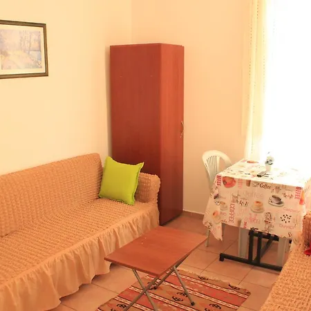 Deniz Apart 2* Аланія