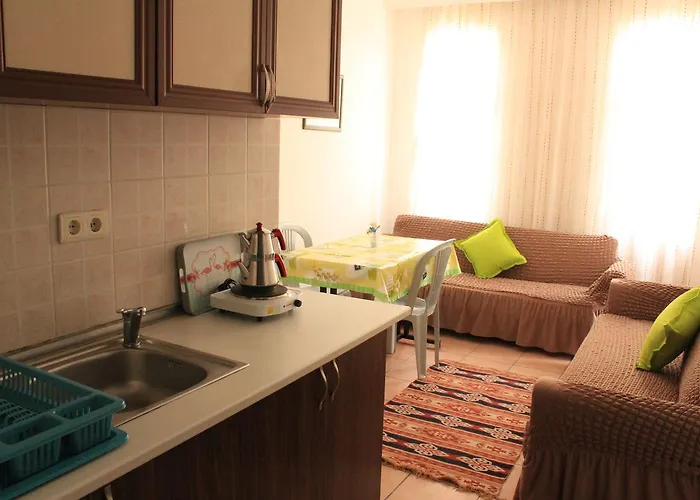 Aparthotel Deniz Apart 2*